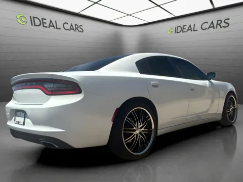More photos of 2015 Dodge Charger SE at Ideal Cars - East Mesa (Hill), AZ