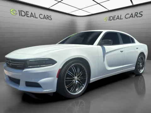 White 2015 Dodge Charger SE for sale in Mesa, AZ