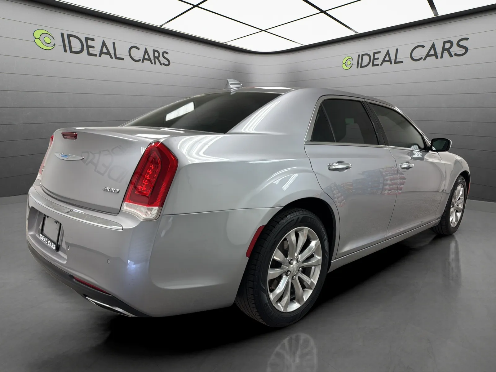Chrysler 300 photo 5