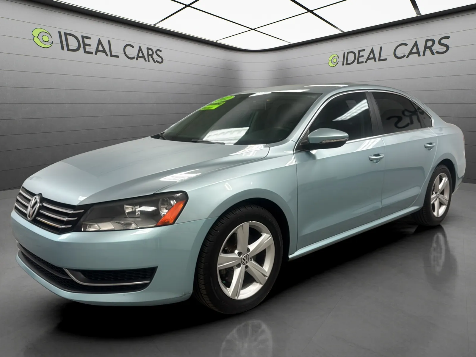 2012 Volkswagen Passat SE w/Sunroof AUTO PZEV's photo