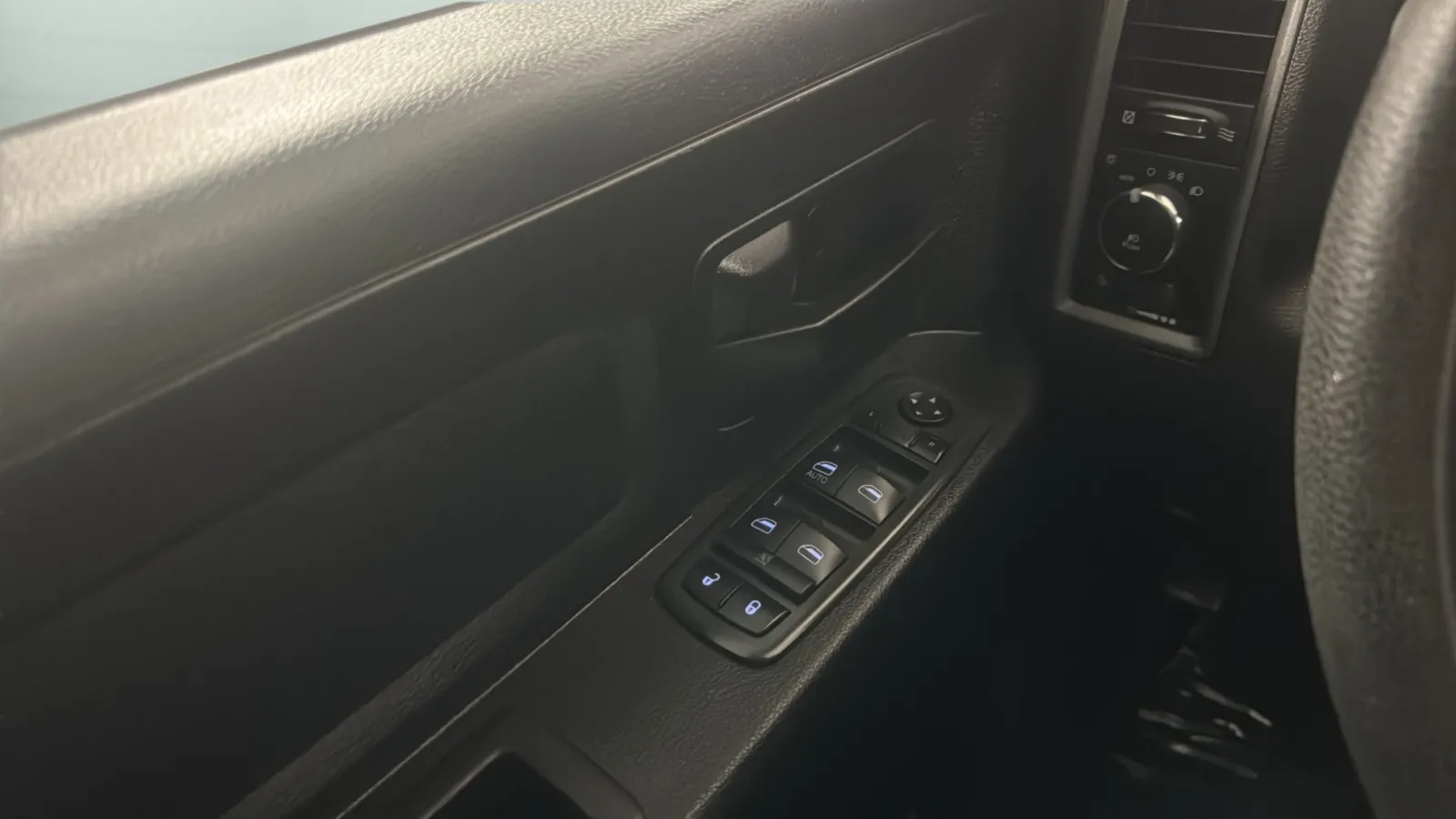 Ram 1500 photo 16