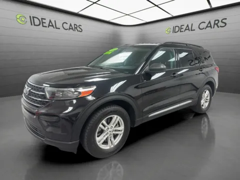 Black 2022 Ford Explorer XLT for sale in Mesa, AZ