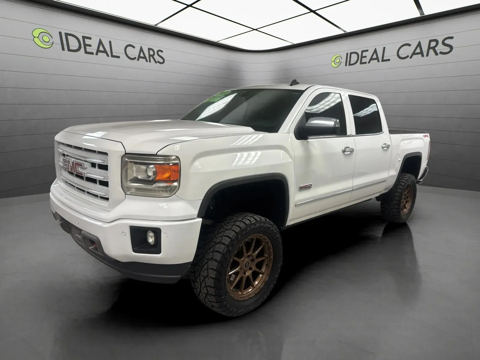 2014 GMC Sierra 4WD Crew Cab SLT SWB's photo