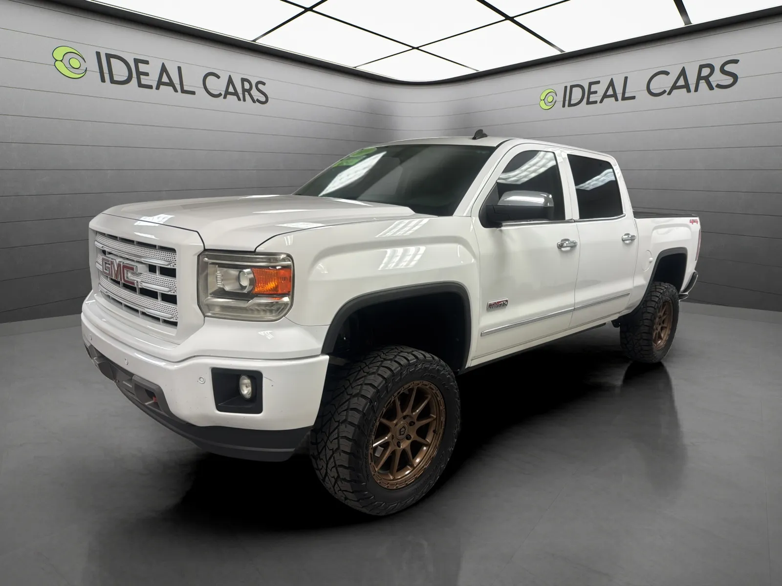 2014 GMC Sierra 4WD Crew Cab SLT SWB's photo