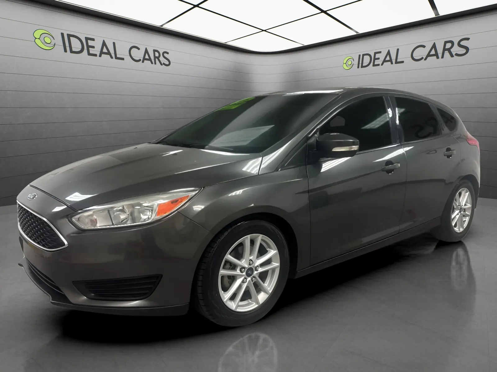 Gray 2016 Ford Focus SE for sale in Mesa, AZ