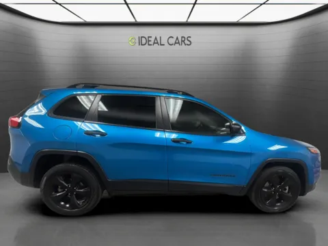 More photos of 2017 Jeep Cherokee Sport Altitude at Ideal Cars - East Mesa (Hill), AZ