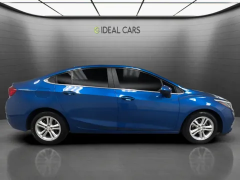 More photos of 2018 Chevrolet Cruze LT Auto at Ideal Cars - East Mesa (Hill), AZ