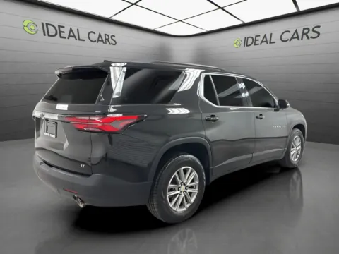 More photos of 2023 Chevrolet Traverse LT Cloth at Ideal Cars - East Mesa (Hill), AZ