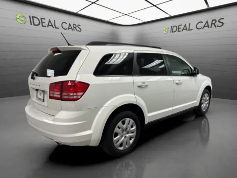 More photos of 2017 Dodge Journey SE at Ideal Cars - East Mesa (Hill), AZ