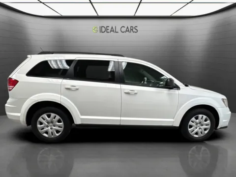 More photos of 2017 Dodge Journey SE at Ideal Cars - East Mesa (Hill), AZ