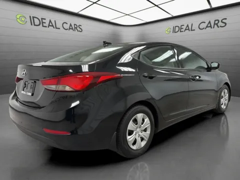 More photos of 2016 Hyundai ELANTRA SE at Ideal Cars - East Mesa (Hill), AZ