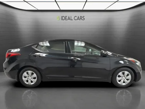 More photos of 2016 Hyundai ELANTRA SE at Ideal Cars - East Mesa (Hill), AZ