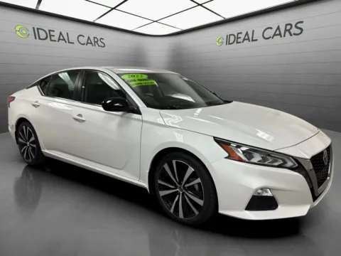 Another view of 2022 Nissan Altima 2.5 SR for sale in Mesa, AZ at Ideal Cars - East Mesa (Hill)