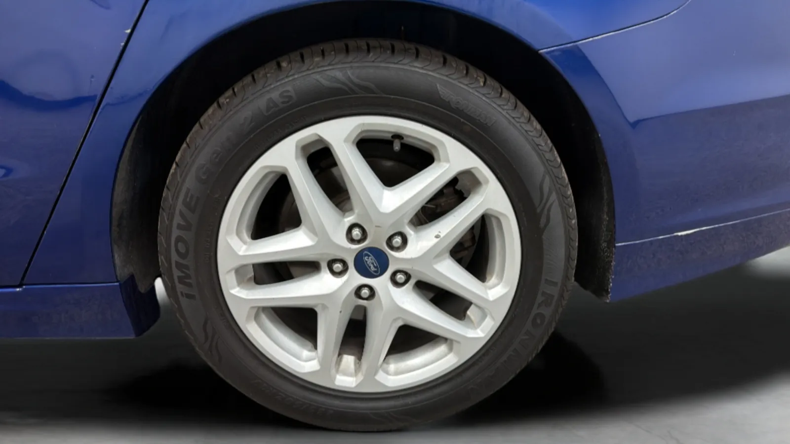 Ford Fusion photo 26