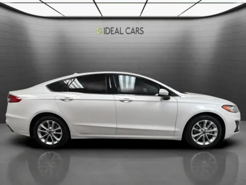 More photos of 2020 Ford Fusion Hybrid SE at Ideal Cars - East Mesa (Hill), AZ