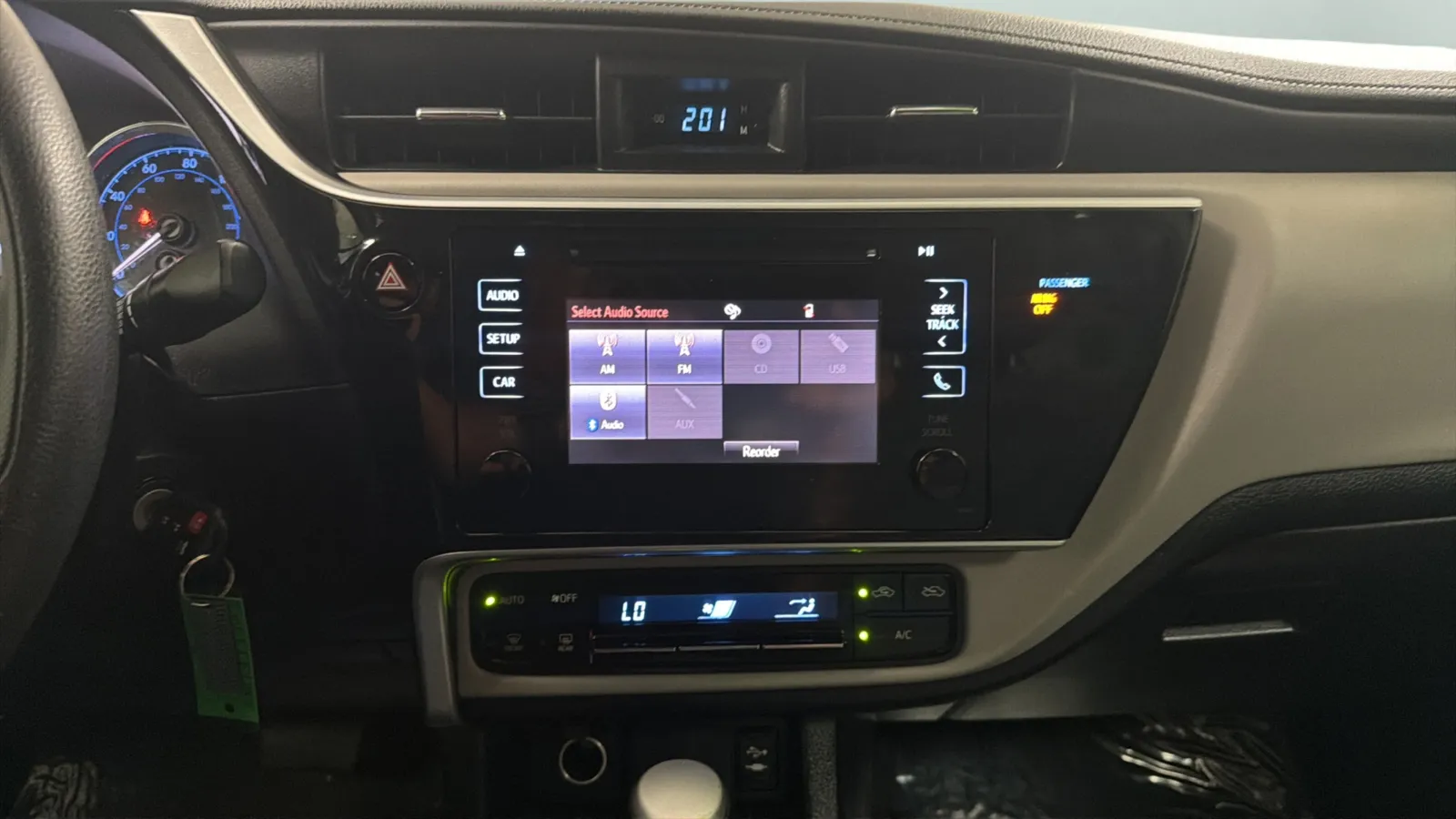 Toyota Corolla photo 14