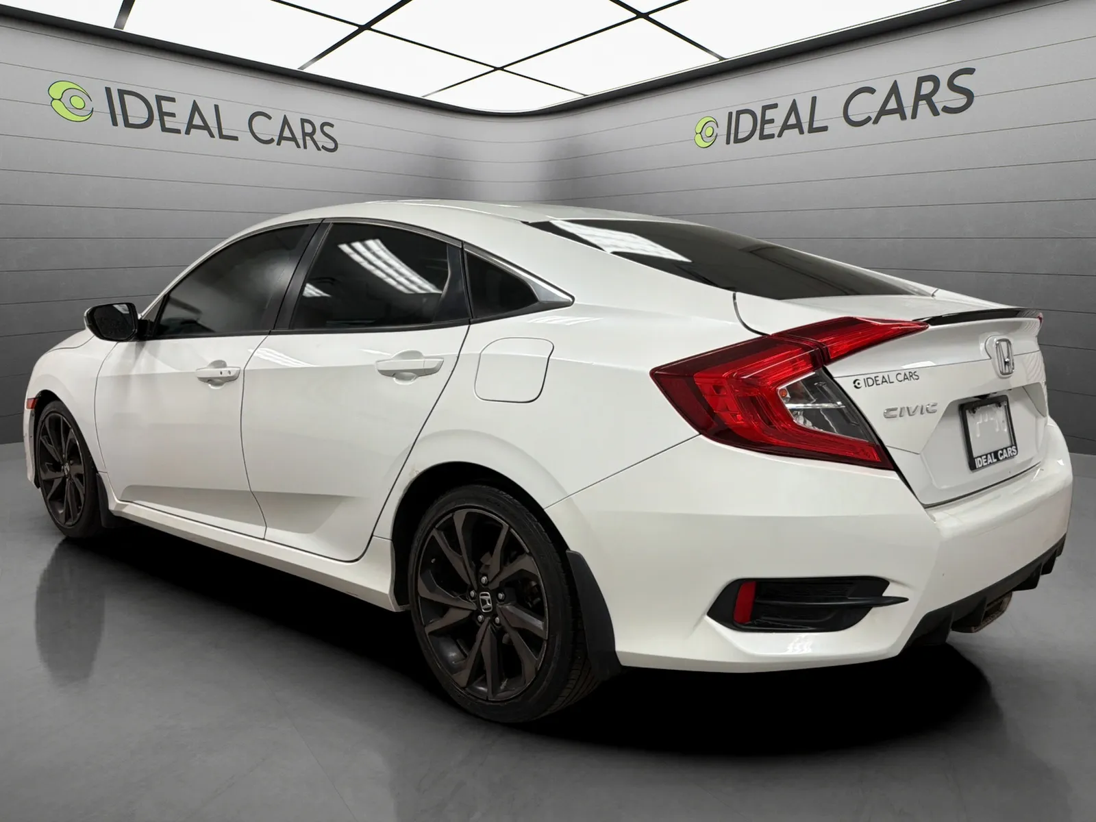 Honda Civic photo 7