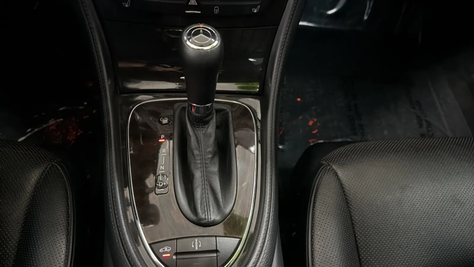 Mercedes-Benz CLS photo 12