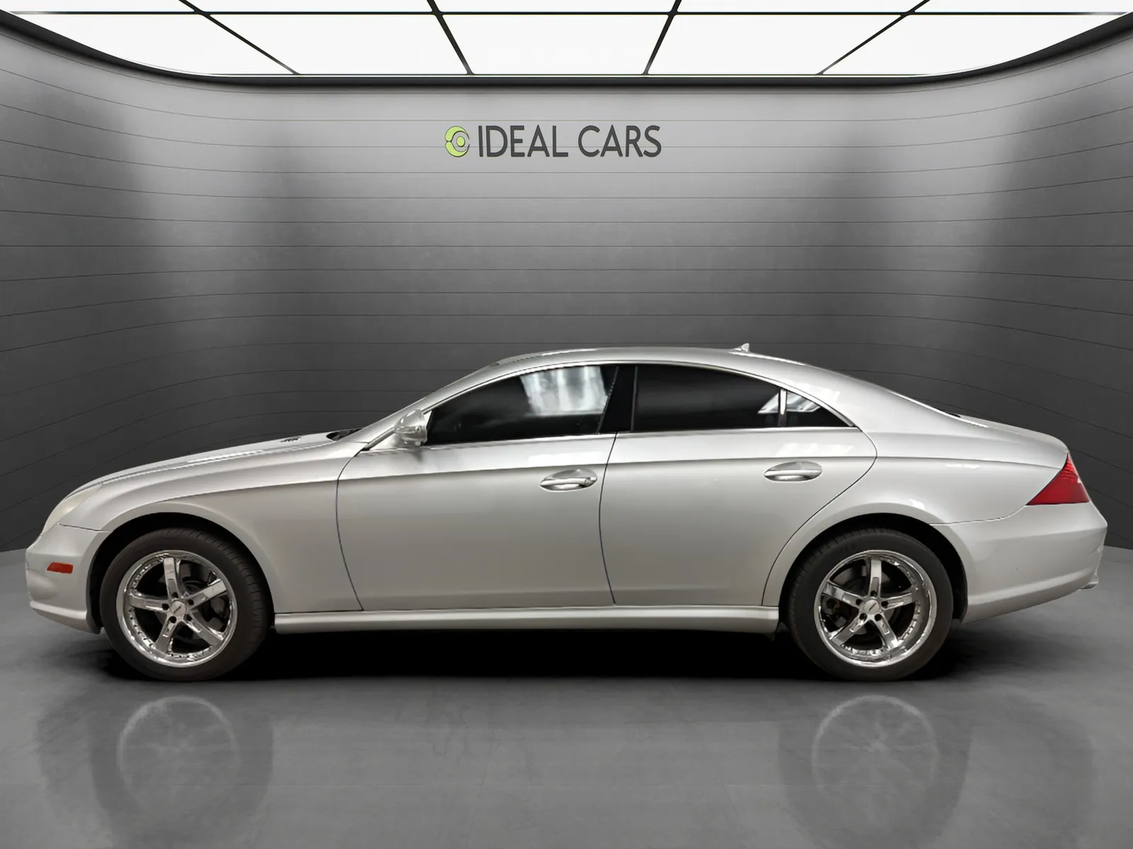 Mercedes-Benz CLS photo 8