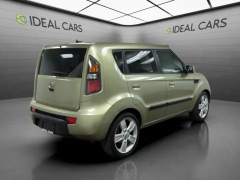 More photos of 2010 Kia Soul ! at Ideal Cars - East Mesa (Hill), AZ