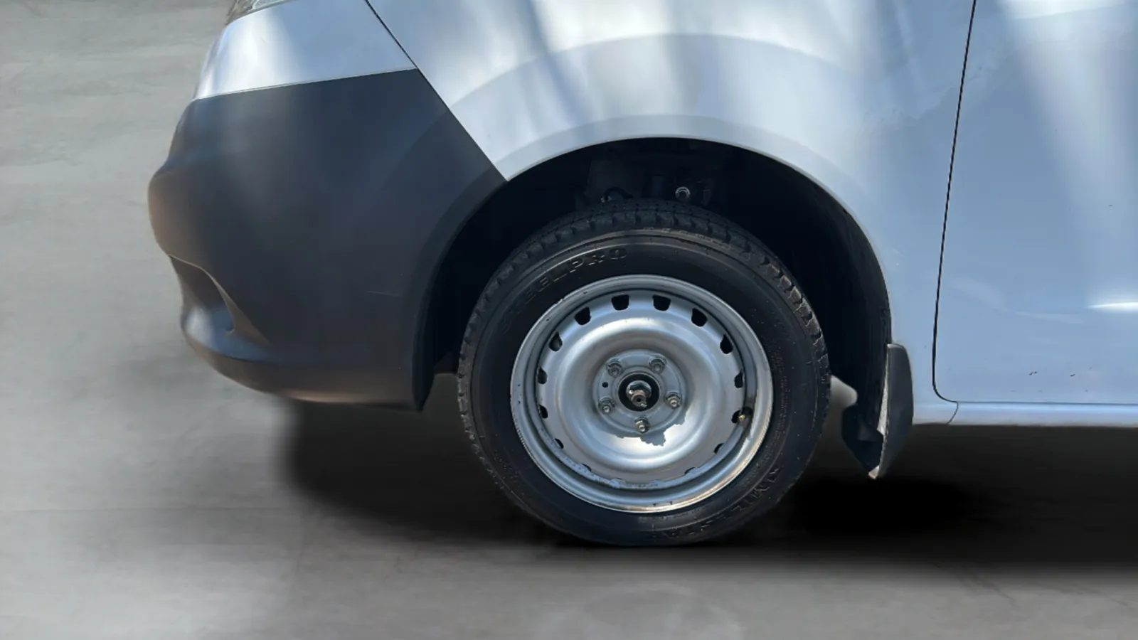 Nissan NV200 photo 31