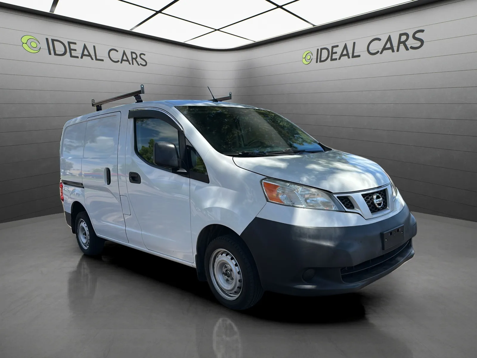 Nissan NV200 photo 3