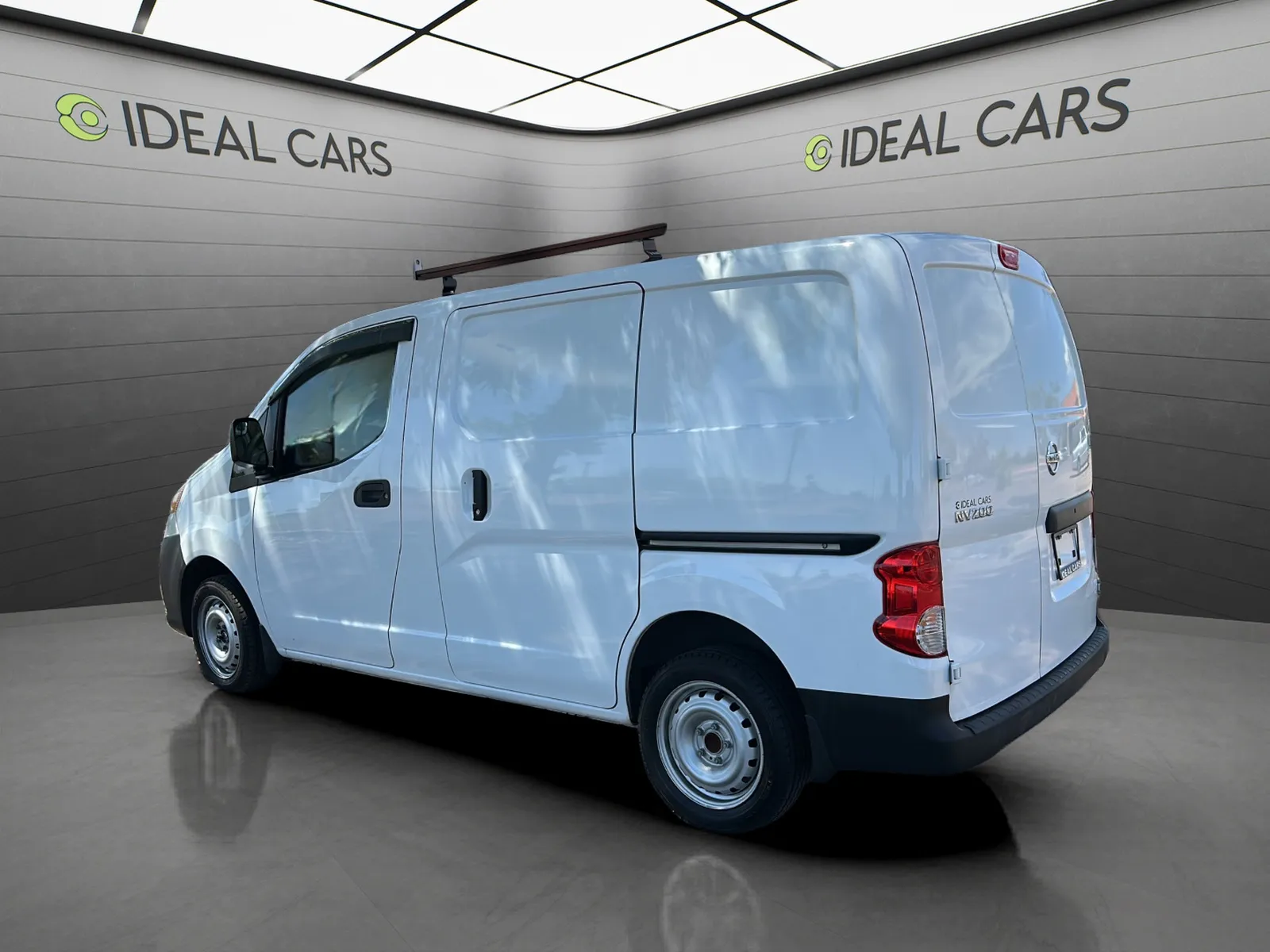 Nissan NV200 photo 7