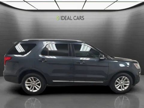 More photos of 2017 Ford Explorer XLT at Ideal Cars - East Mesa (Hill), AZ