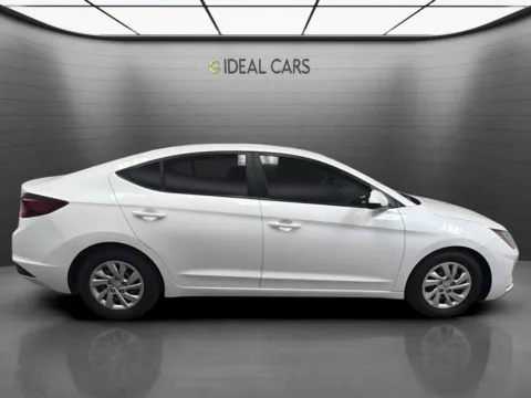 More photos of 2020 Hyundai ELANTRA SE at Ideal Cars - East Mesa (Hill), AZ
