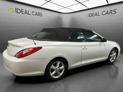 More photos of 2006 Toyota Camry Solara SE V6 at Ideal Cars - East Mesa (Hill), AZ