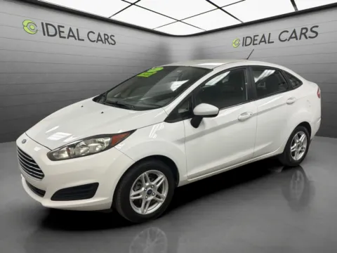 White 2017 Ford Fiesta SE for sale in Mesa, AZ