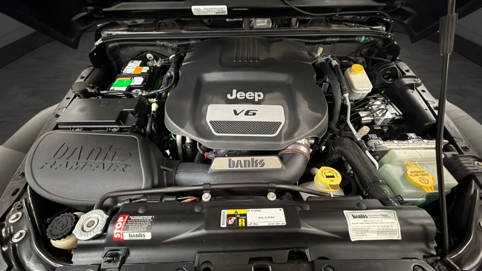 Jeep Wrangler photo 21