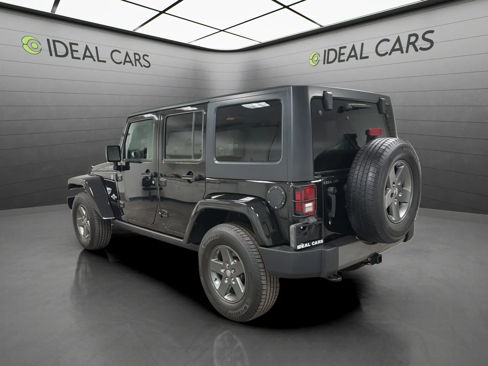 Jeep Wrangler photo 7
