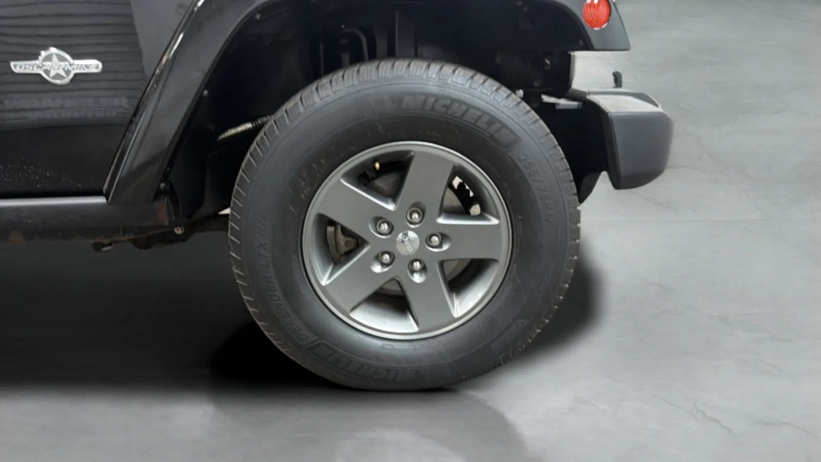 Jeep Wrangler photo 24