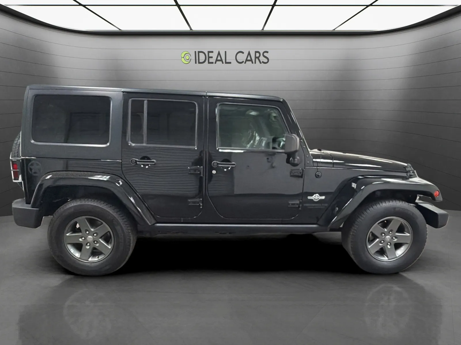 Jeep Wrangler photo 4