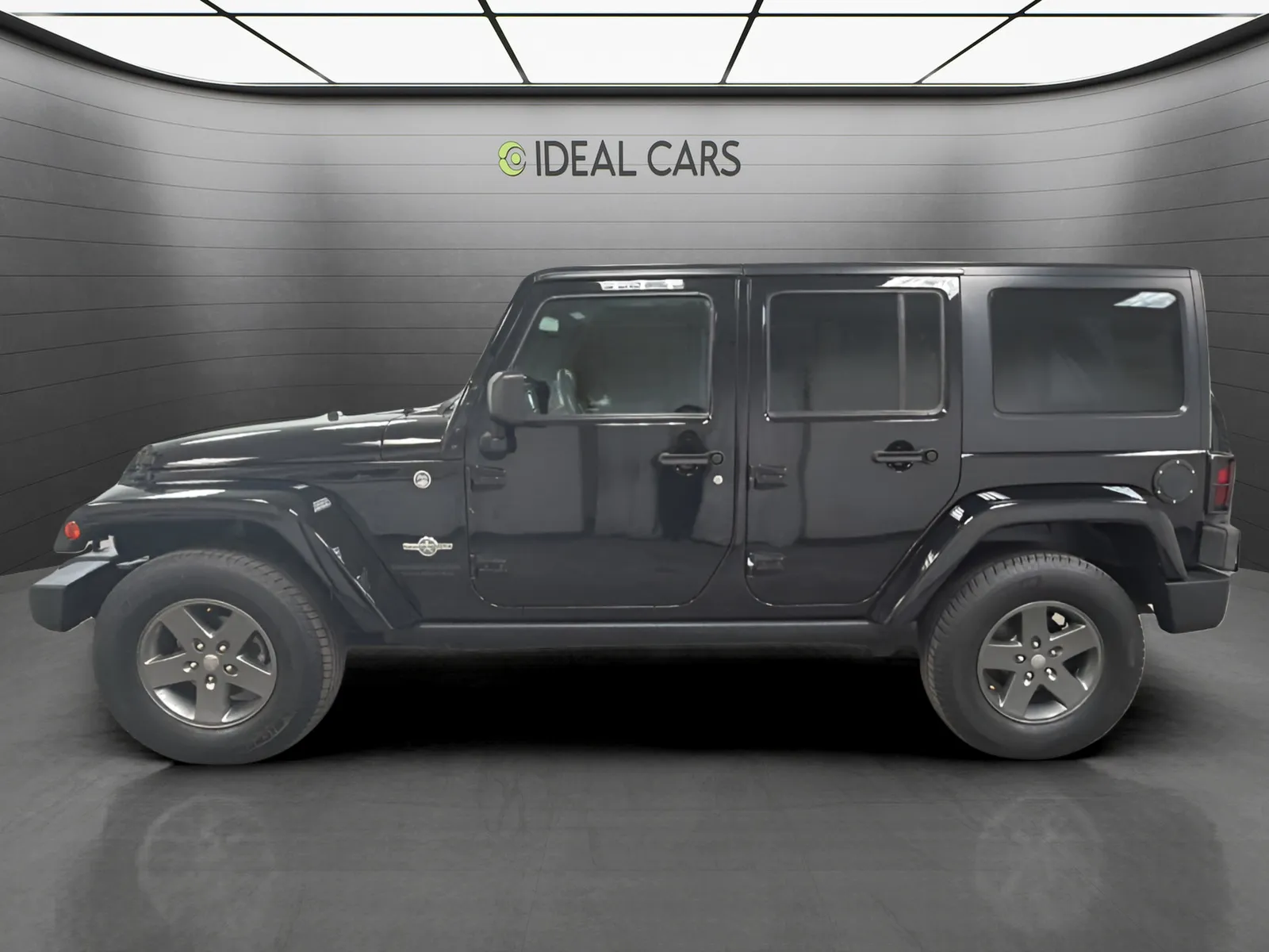 Jeep Wrangler photo 8