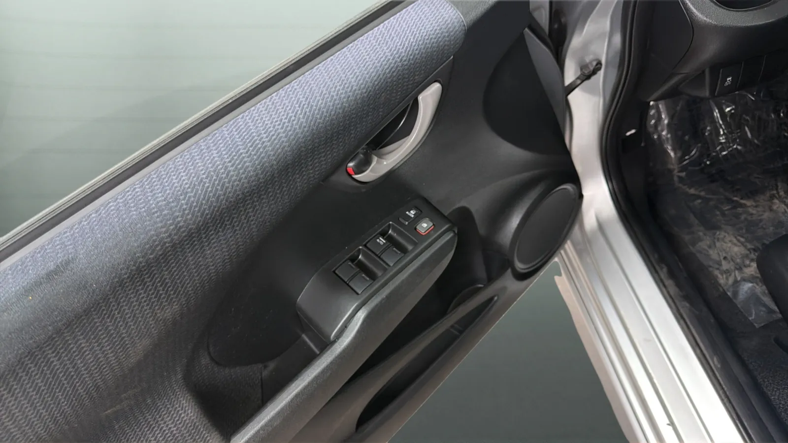 Honda Fit photo 16