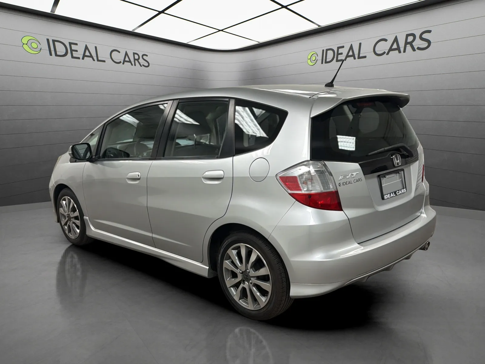 Honda Fit photo 7