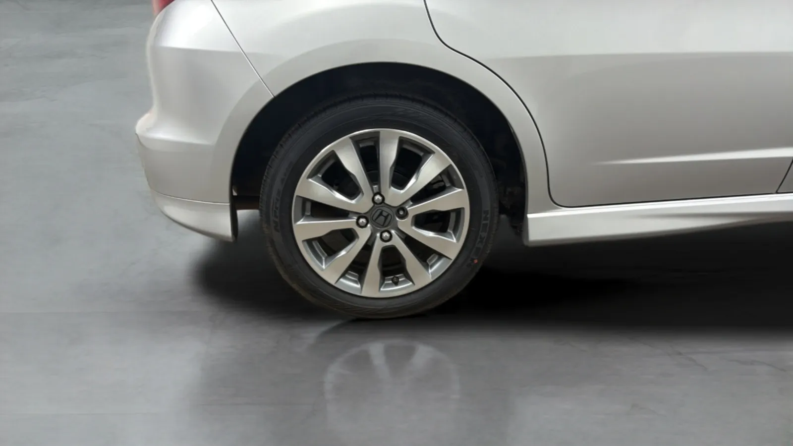 Honda Fit photo 24