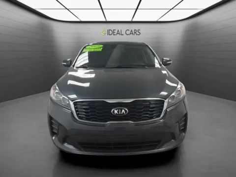 Photos of 2019 Kia Sorento LX for sale in Mesa, AZ at Ideal Cars - East Mesa (Hill)