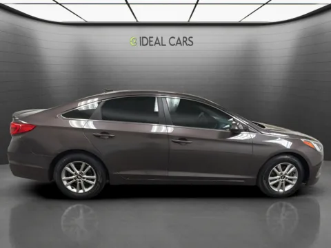 More photos of 2016 Hyundai SONATA SE at Ideal Cars - East Mesa (Hill), AZ