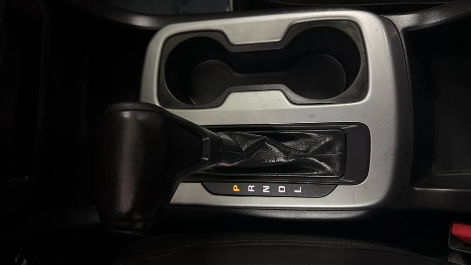 Chevrolet Colorado photo 12