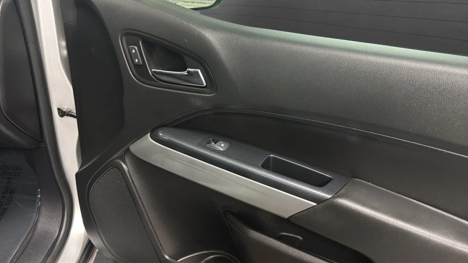 Chevrolet Colorado photo 17