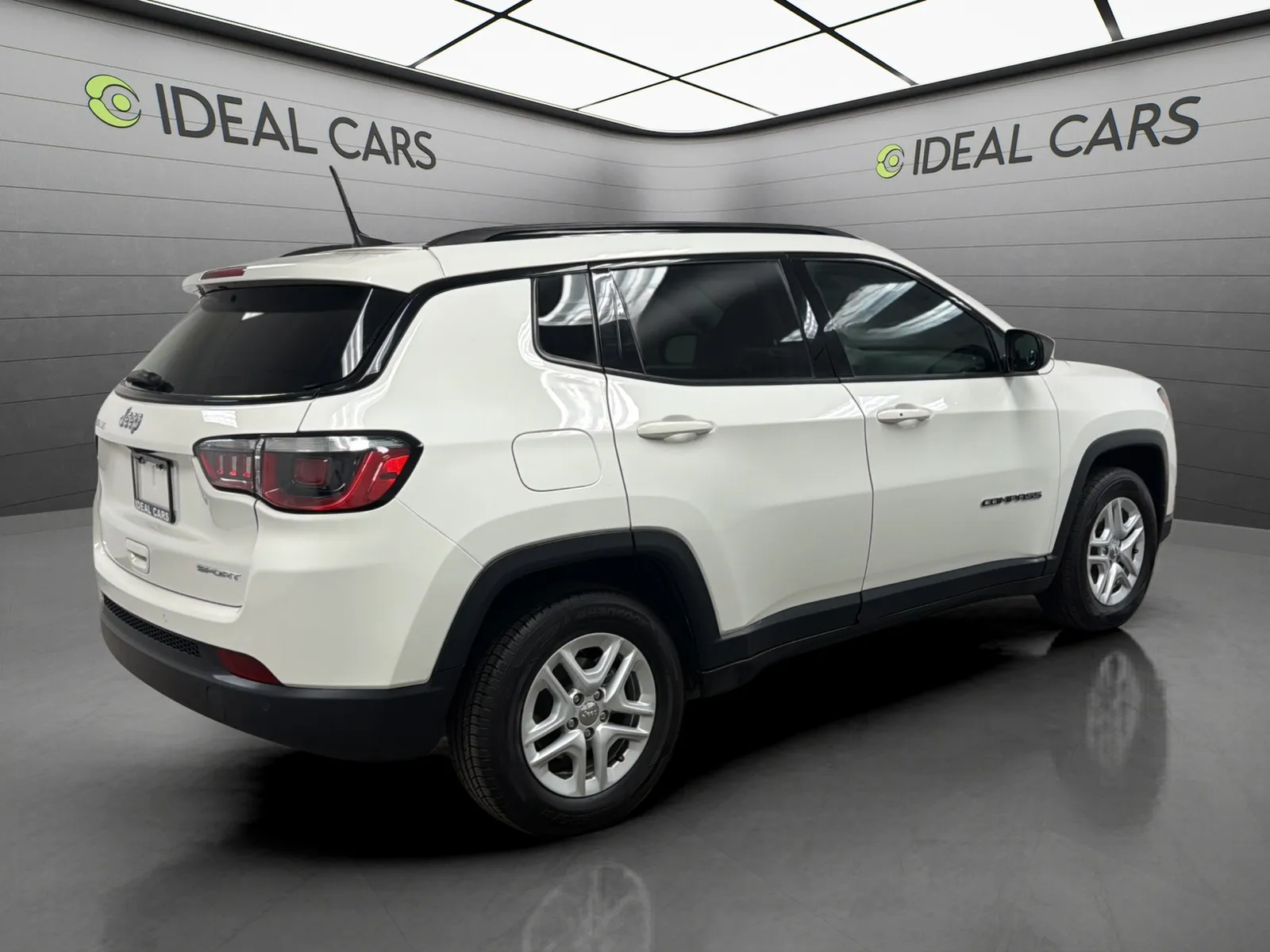 Jeep Compass photo 5