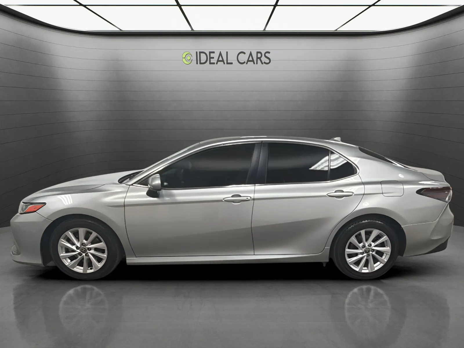 Toyota Camry photo 8