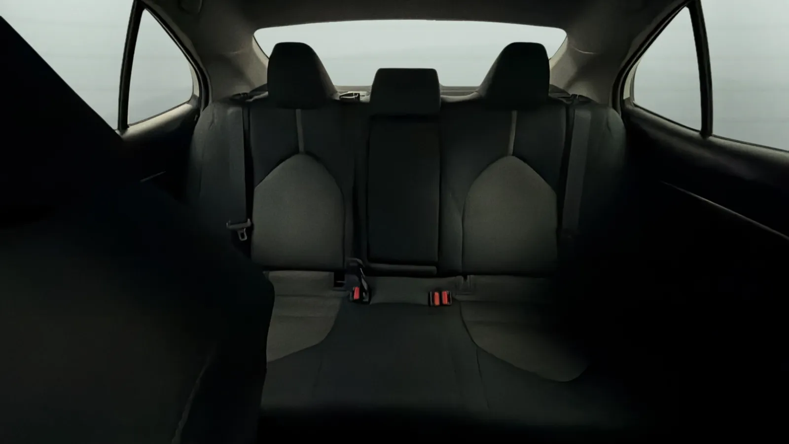 Toyota Camry photo 18