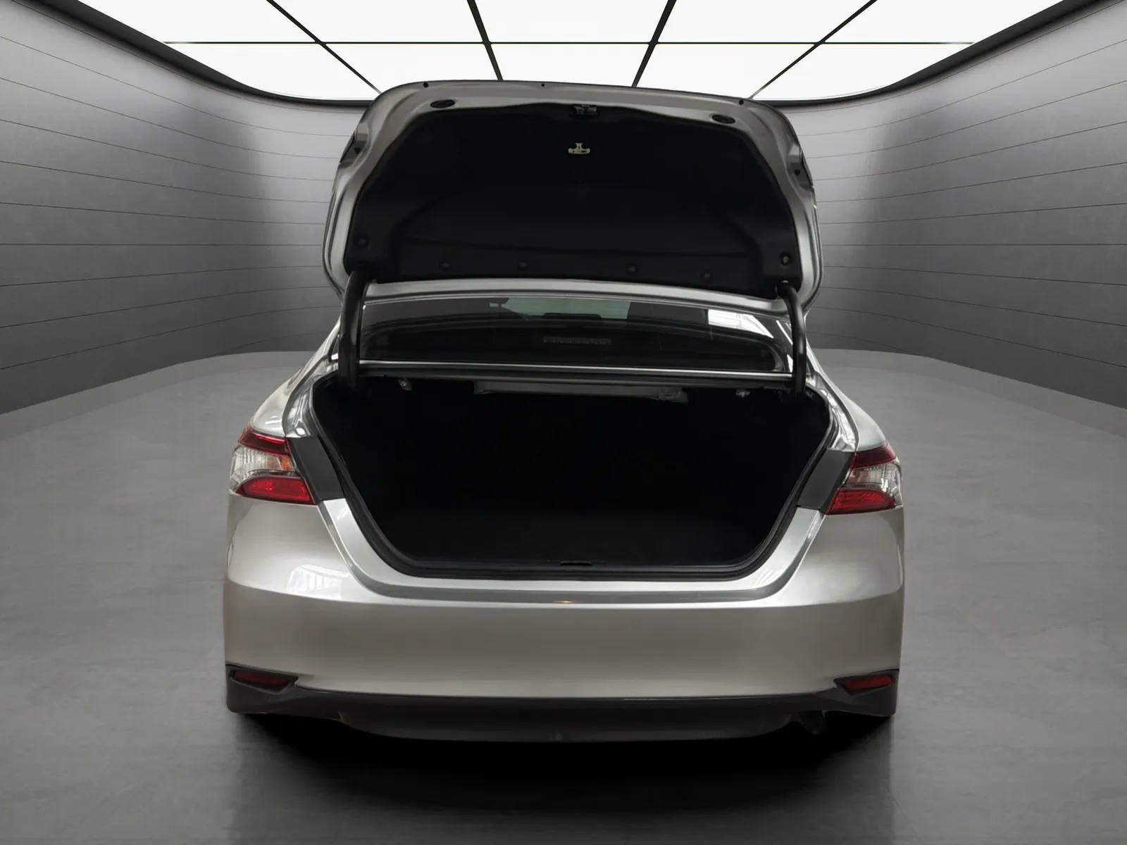 Toyota Camry photo 19