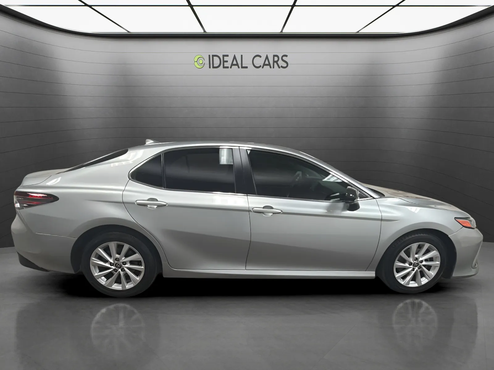 Toyota Camry photo 4