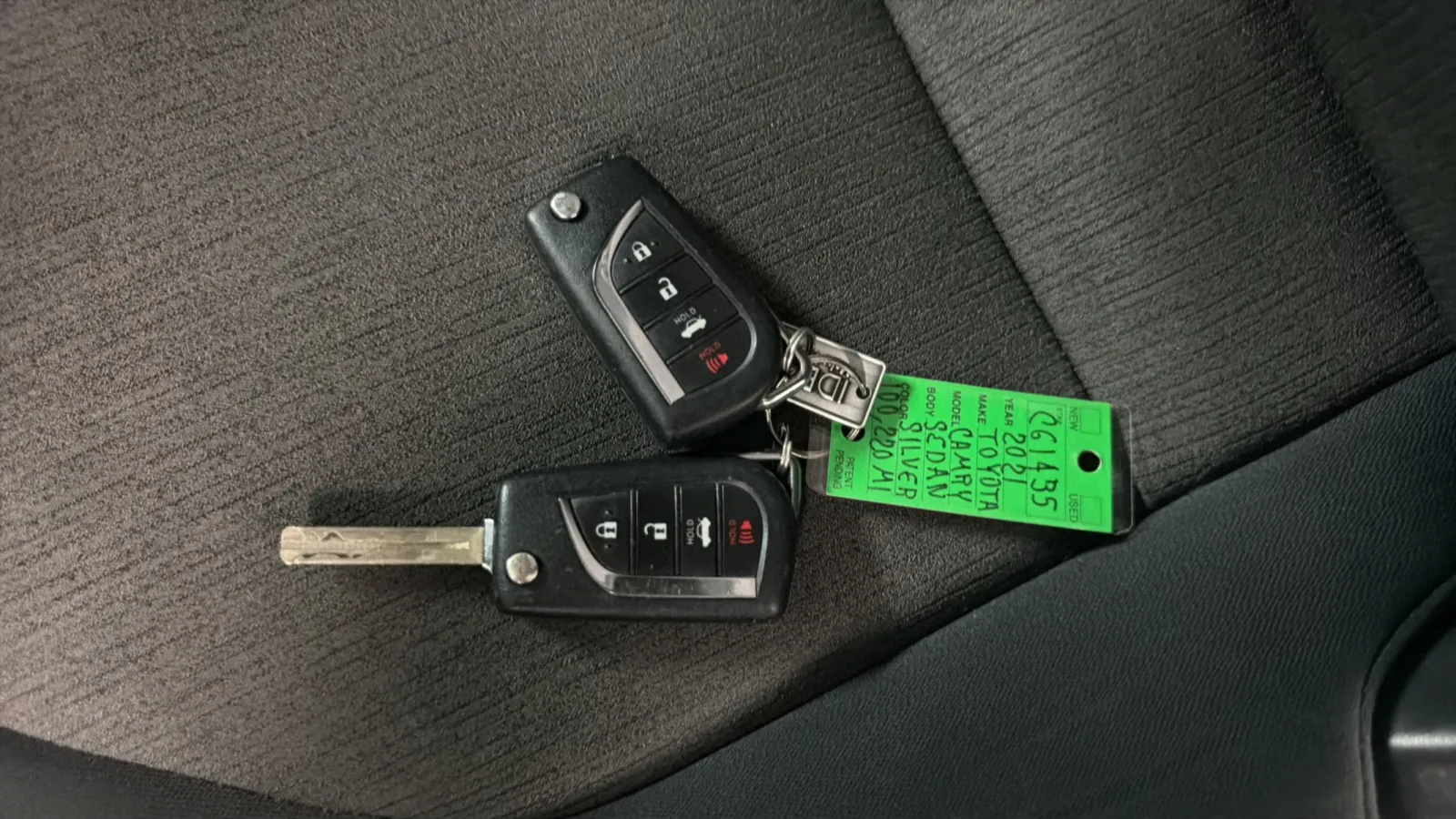 Toyota Camry photo 23