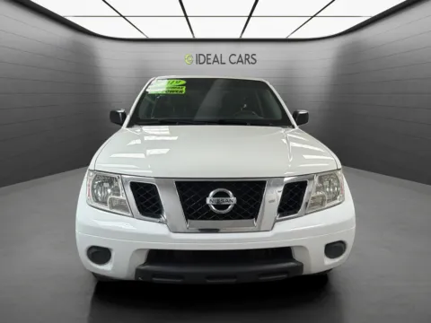 Photos of 2019 Nissan Frontier SV V6 for sale in Mesa, AZ at Ideal Cars - East Mesa (Hill)